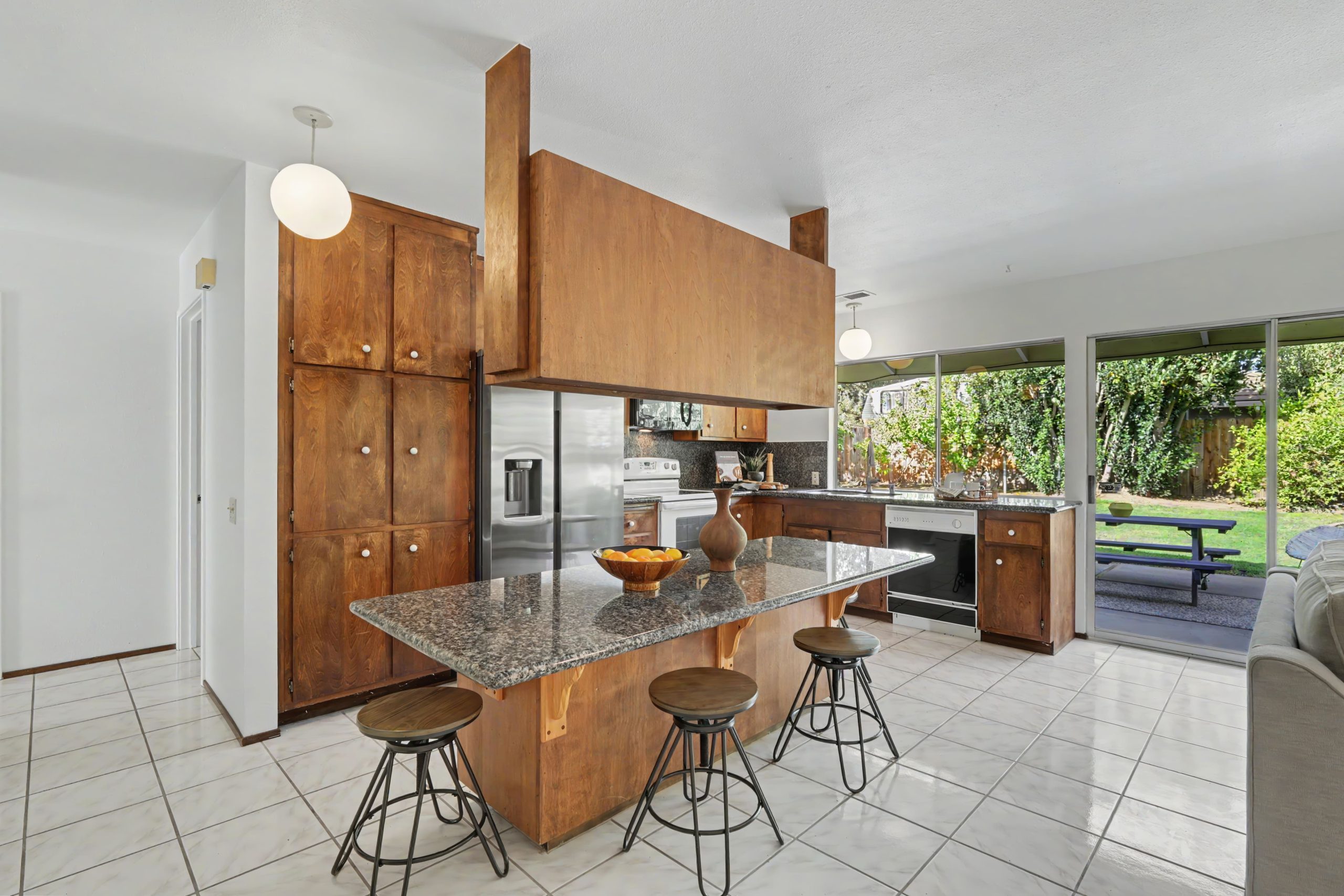 American River Dr, Sacramento - Premiere Home Staging & Design