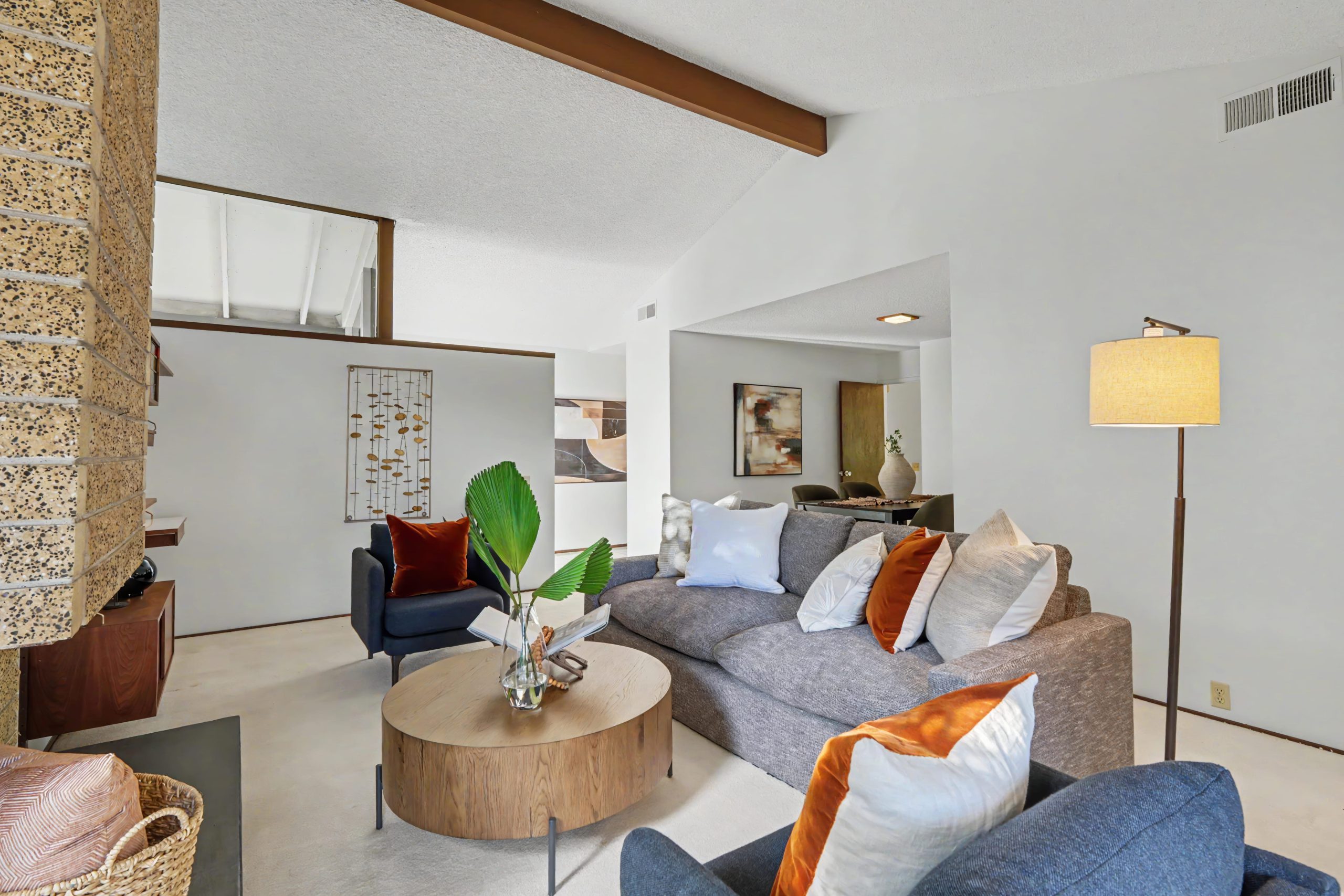 American River Dr, Sacramento - Premiere Home Staging & Design