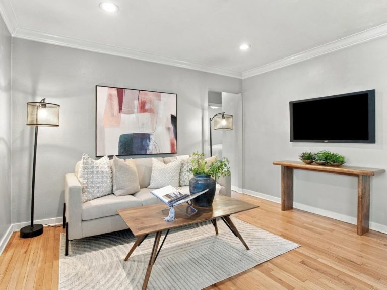 4th Ave, Sacramento - Premiere Home Staging & Design