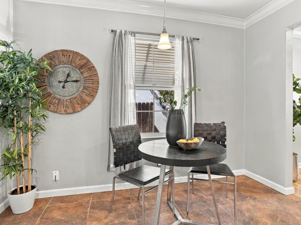4th Ave, Sacramento - Premiere Home Staging & Design
