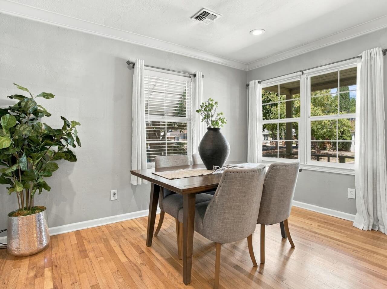 4th Ave, Sacramento - Premiere Home Staging & Design