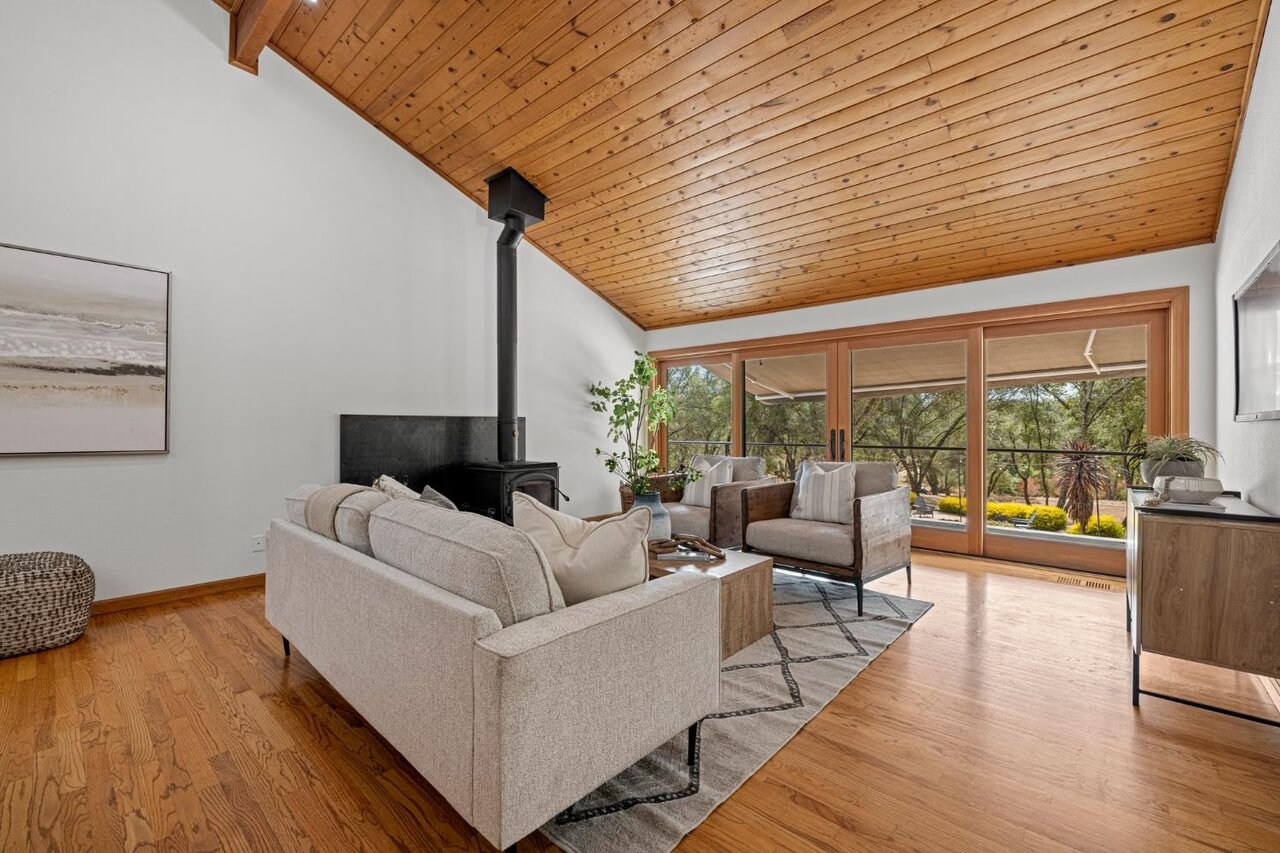Highcrest Dr, Cameron Park - Premiere Home Staging & Design