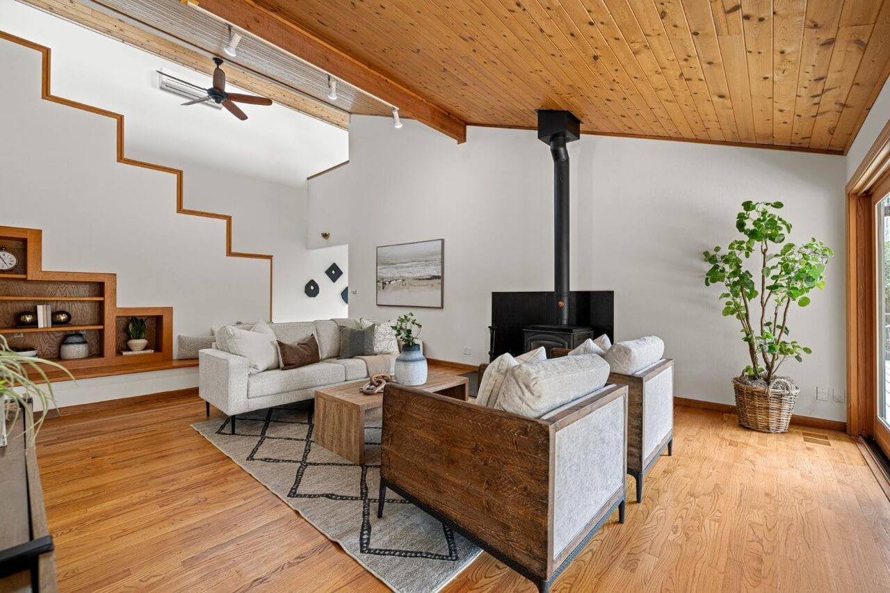 Highcrest Dr, Cameron Park - Premiere Home Staging & Design