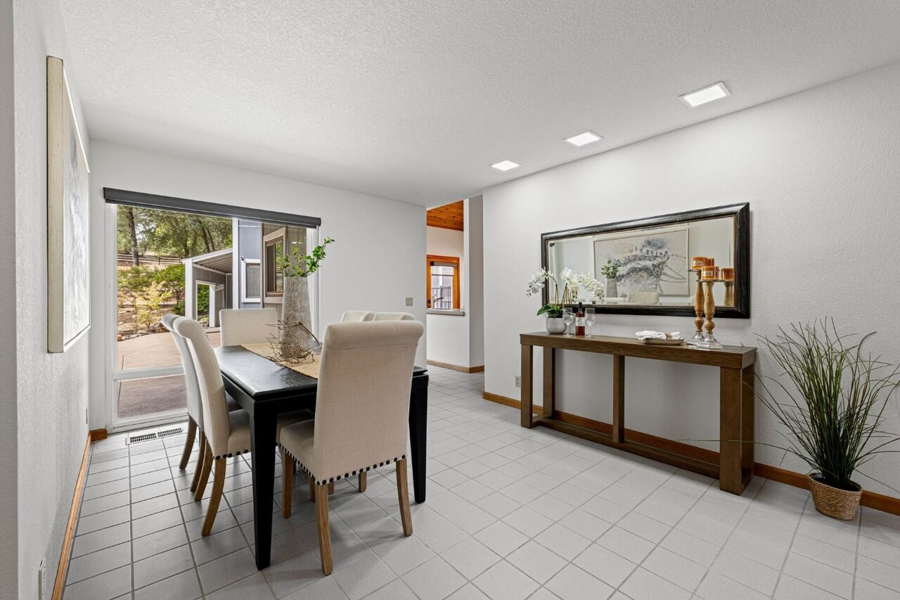 Highcrest Dr, Cameron Park - Premiere Home Staging & Design