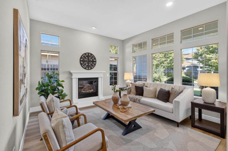 Hillwood Loop, Lincoln - Premiere Home Staging & Design