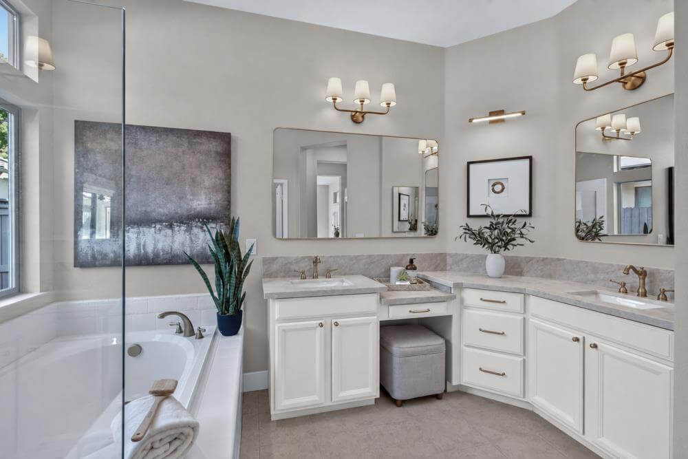 Hillwood Loop, Lincoln - Premiere Home Staging & Design