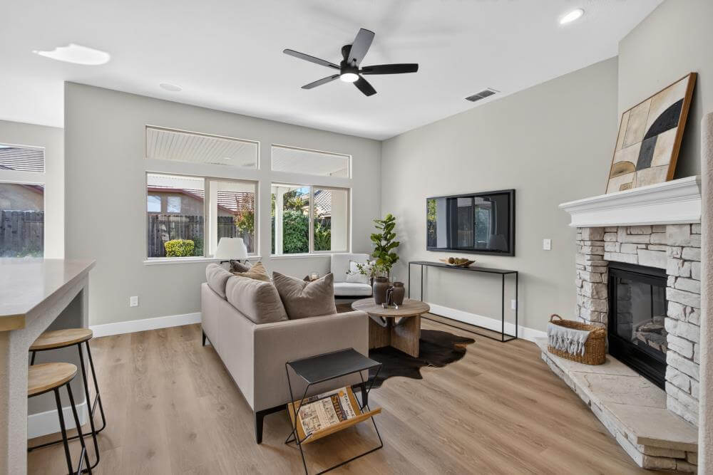 Hillwood Loop, Lincoln - Premiere Home Staging & Design