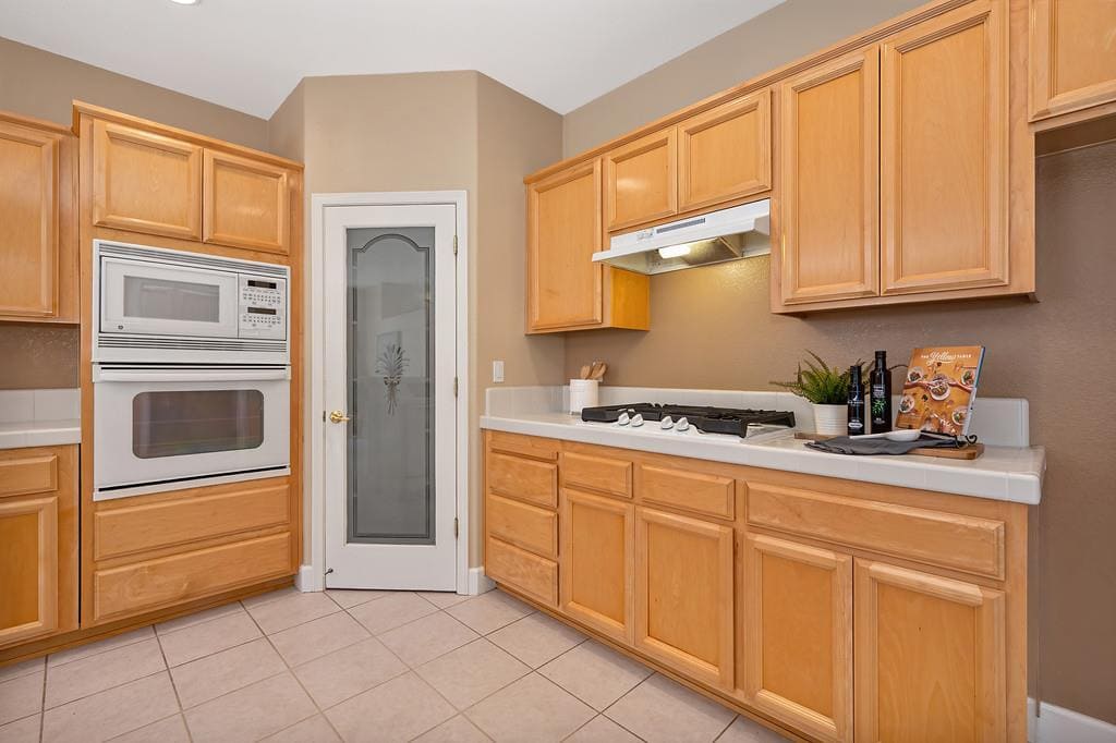 Swan Island St, West Sacramento - Premiere Home Staging & Design