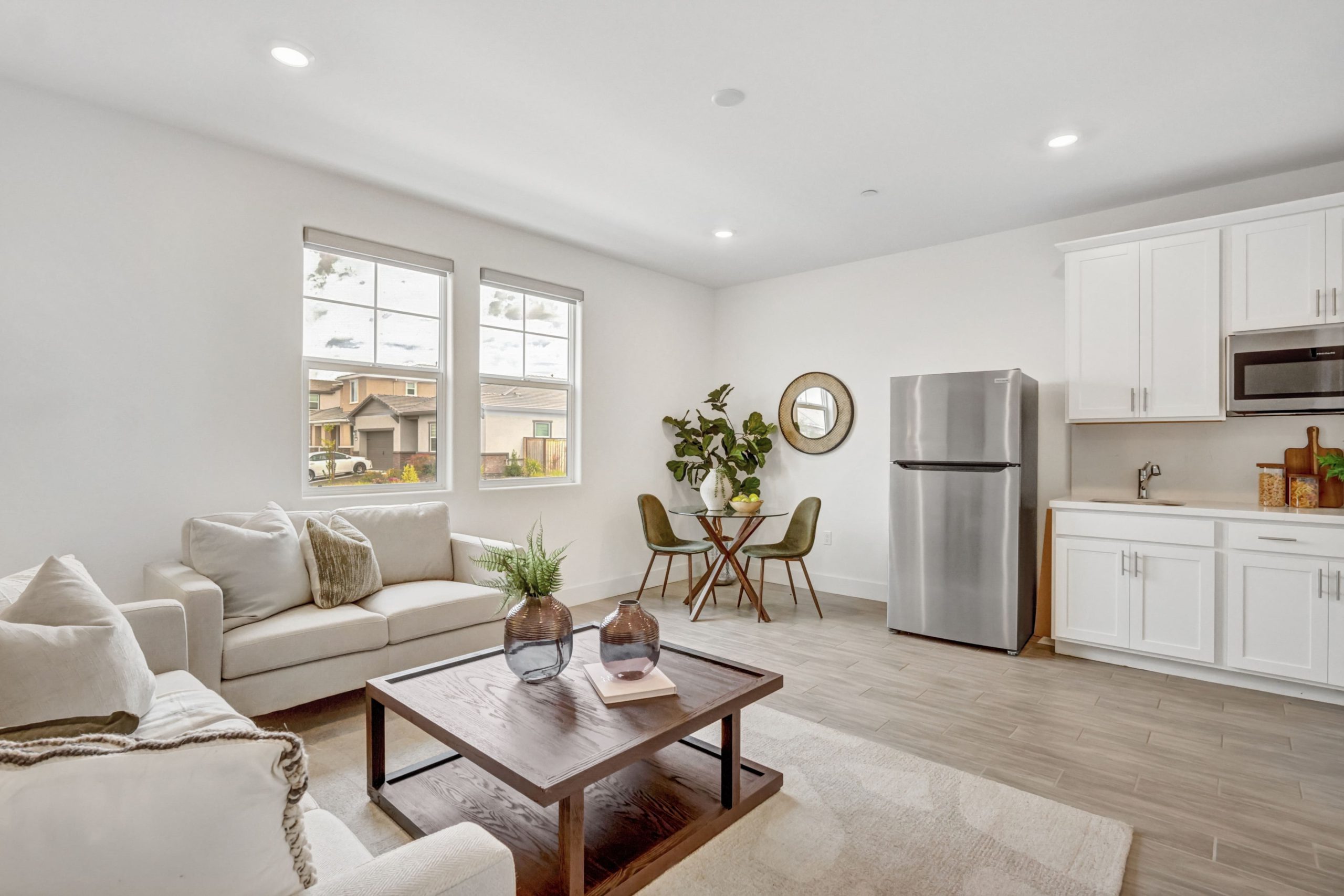 Toucan Cir, Rancho Cordova - Premiere Home Staging & Design