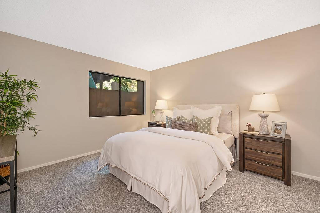 Woodside Sierra, Sacramento - Premiere Home Staging & Design