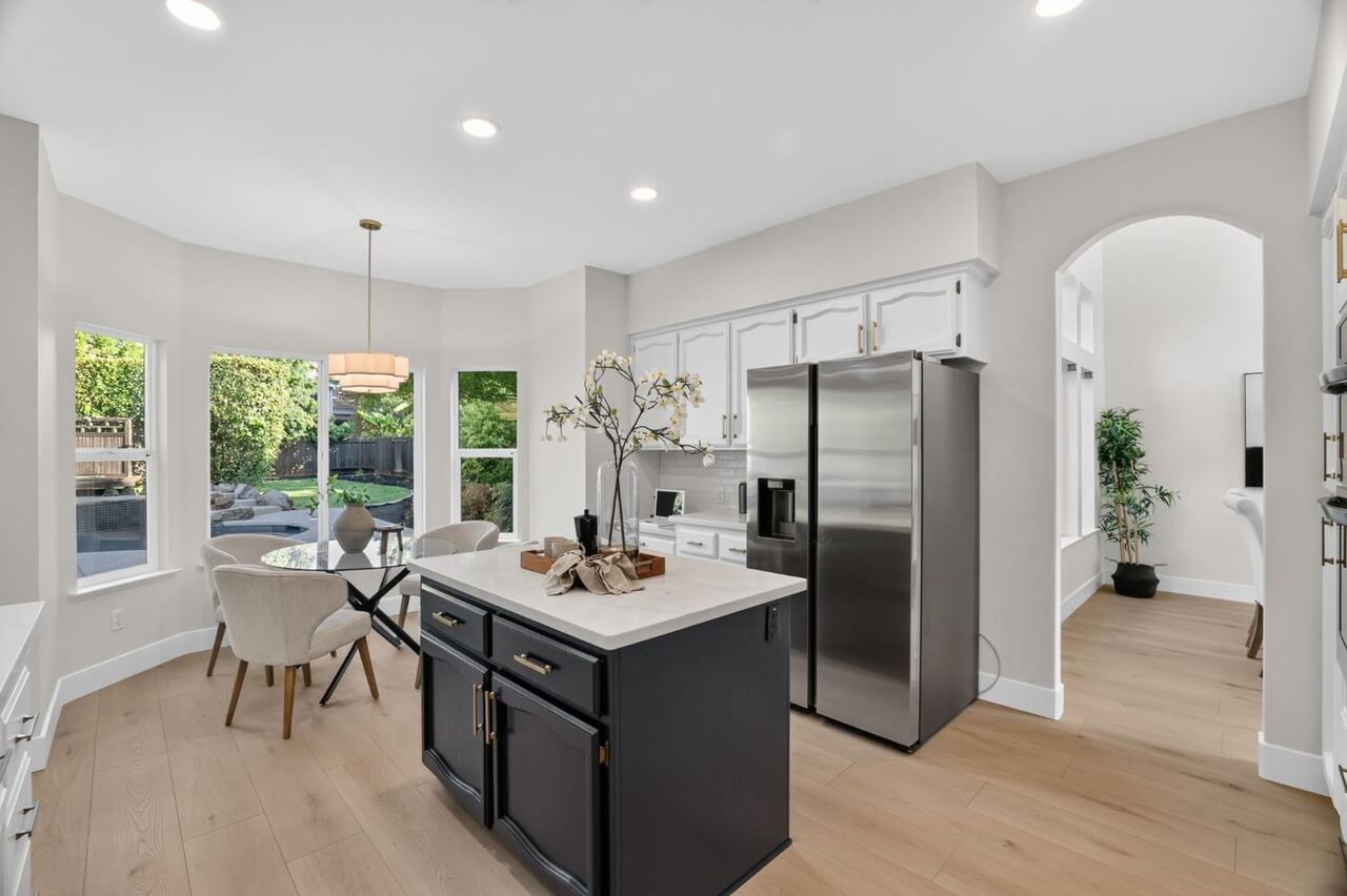 Luna Cir, Folsom - Premiere Home Staging & Design