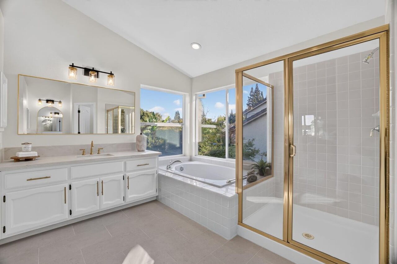 Luna Cir, Folsom - Premiere Home Staging & Design