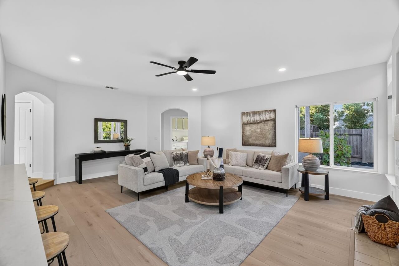 Luna Cir, Folsom - Premiere Home Staging & Design