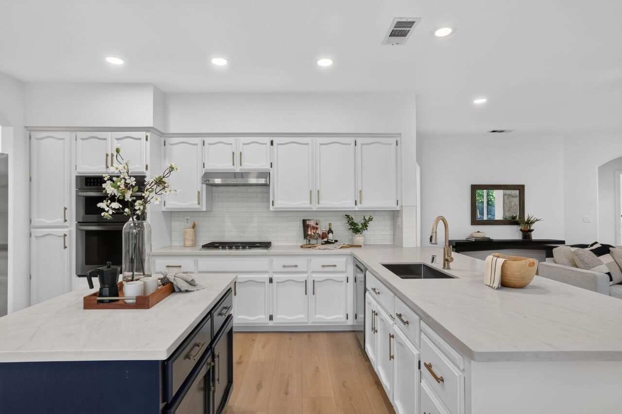 Luna Cir, Folsom - Premiere Home Staging & Design