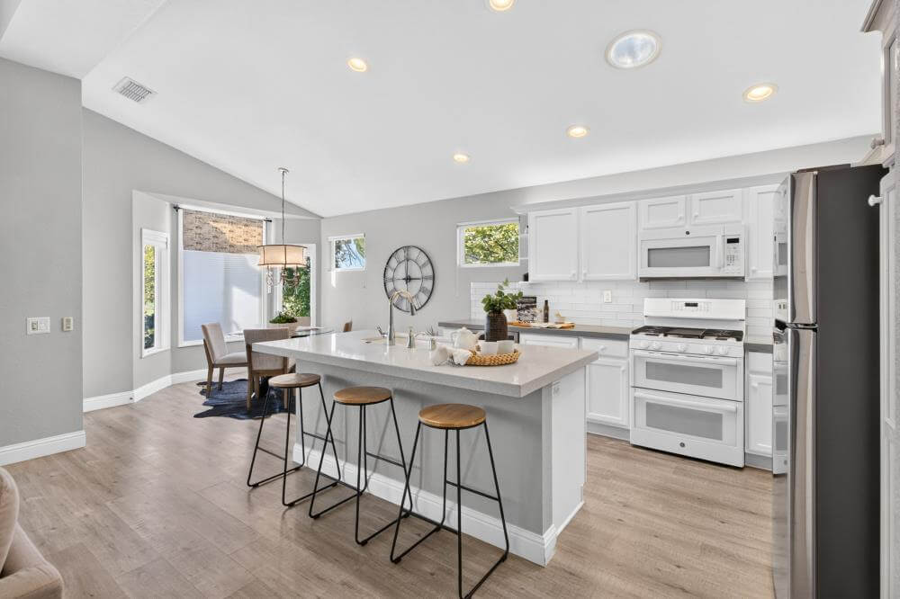 Buckskin Ln, Roseville - Premiere Home Staging & Design