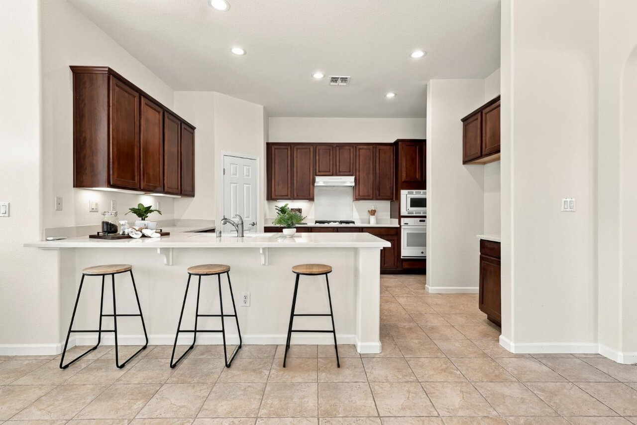 Coppola Cir, Elk Grove - Premiere Home Staging & Design