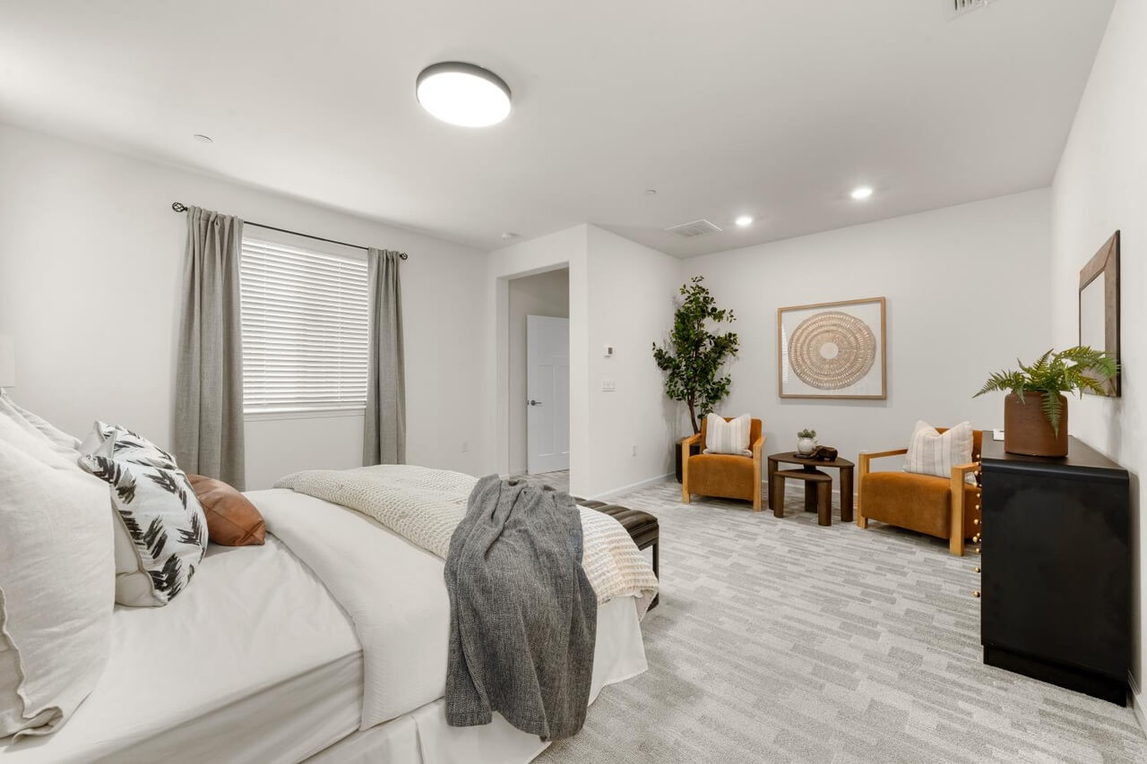Juniper Lake Aly, Sacramento - Premiere Home Staging & Design