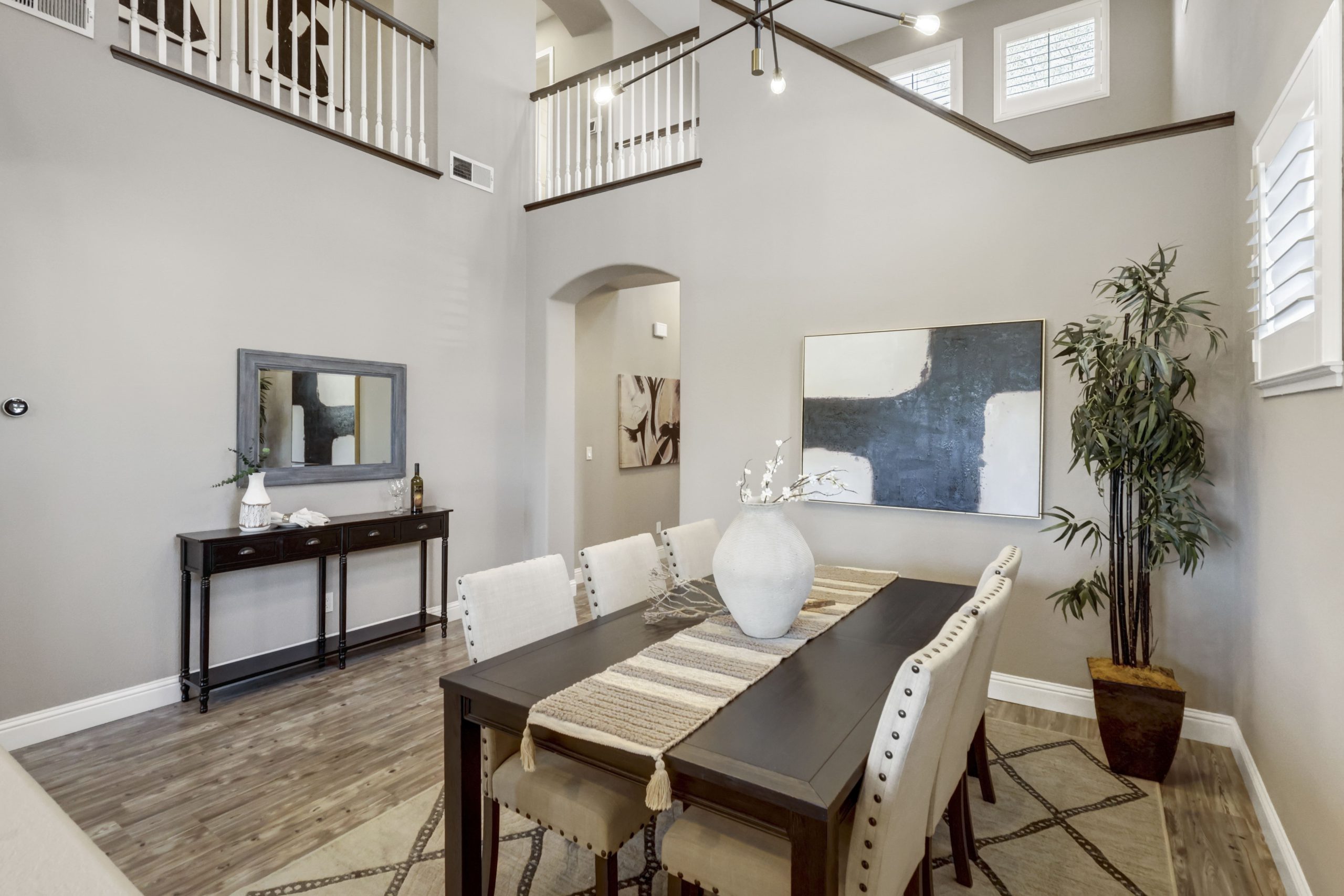Windcatcher Ct, Sacramento - Premiere Home Staging & Design